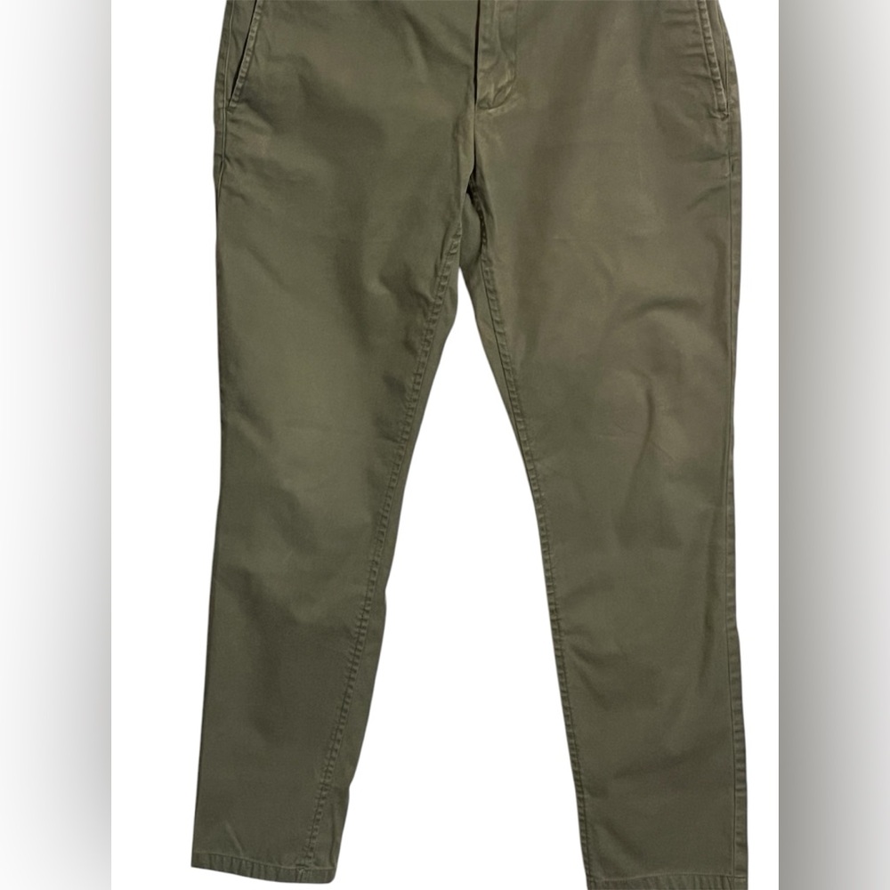 Banana Republic Chino